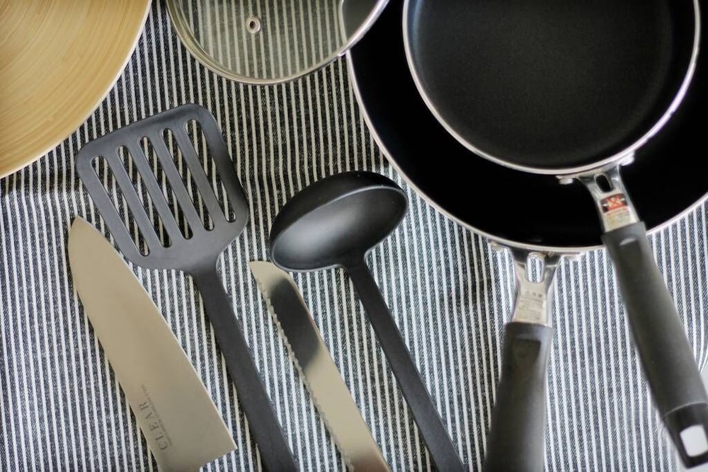 コンドミニアム 3 ベッドルーム (401) 専用キッチン3 | 石木ビル