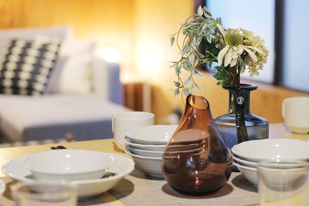 コンドミニアム 1 ベッドルーム 客室内のダイニングエリア0 | 西蟹屋 PLANTS