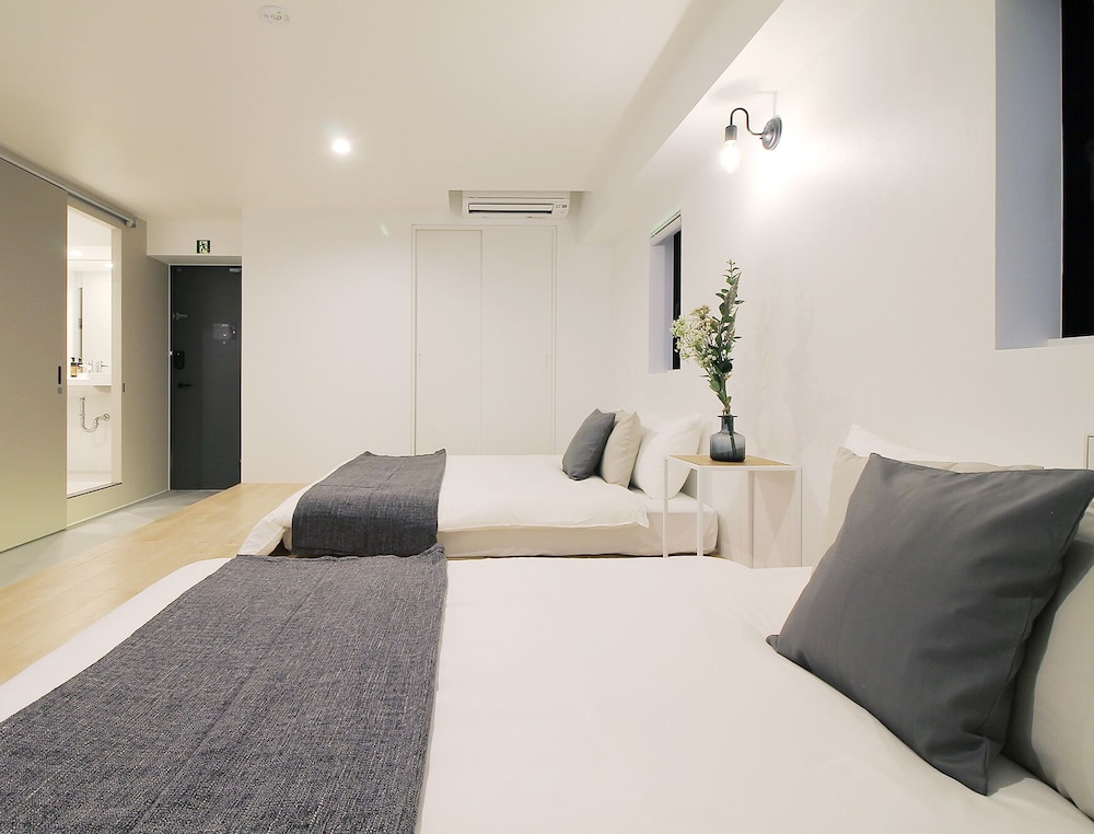 エリート スタジオ (302) 客室13 | b hotel 広島平和大通り