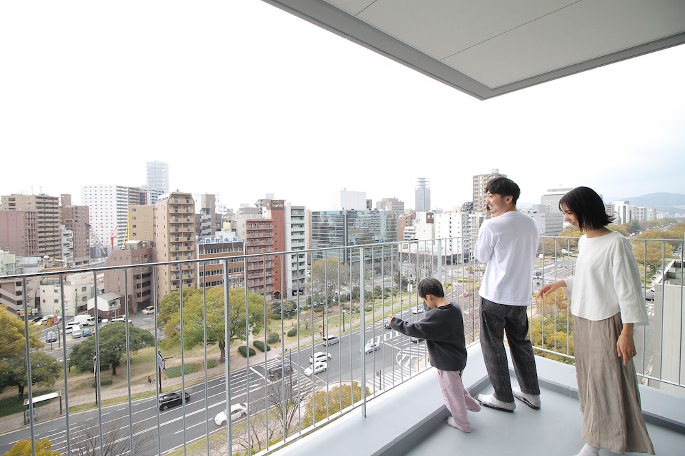 グランド スタジオ シティビュー (201) 客室8 | b hotel 広島平和大通り