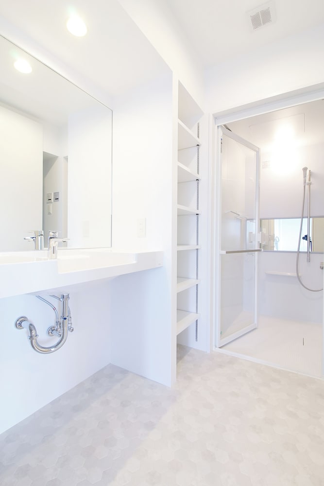 デラックス スタジオ (902) バスルーム9 | b hotel 広島平和大通り