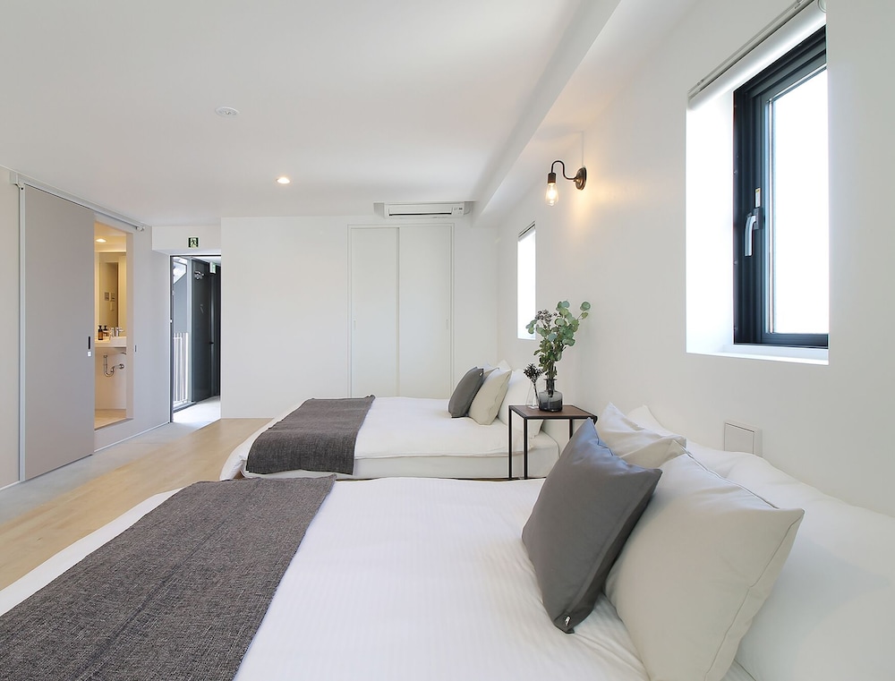 デラックス スタジオ (902) 客室2 | b hotel 広島平和大通り