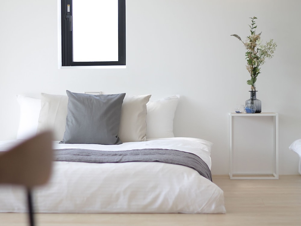 デラックス スタジオ シティビュー (801) | b hotel 広島平和大通り