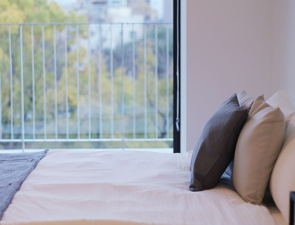 パノラミック スタジオ シティビュー (401) 客室7 | b hotel 広島平和大通り