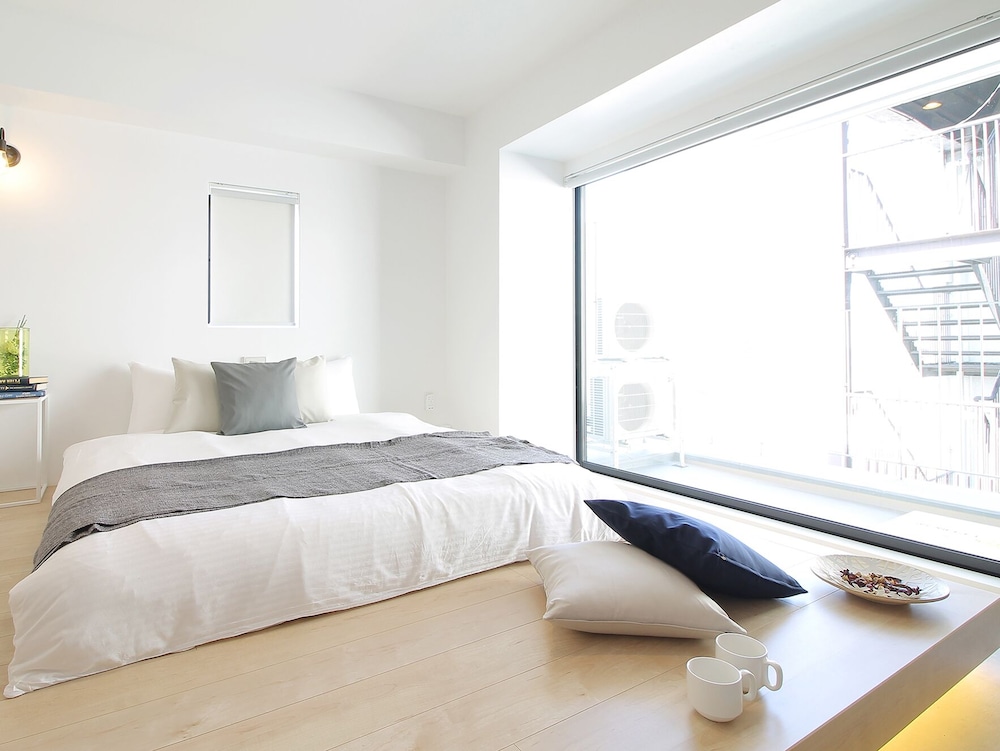 シグネチャー スタジオ (1002) 客室6 | b hotel 広島平和大通り