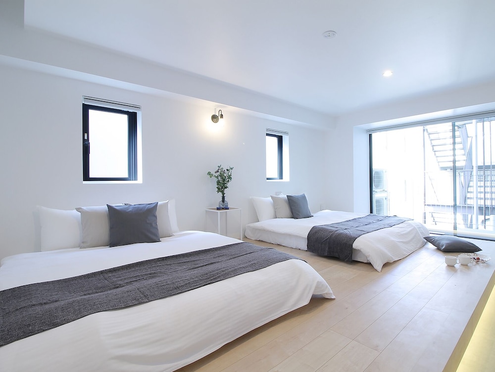 ファミリー スタジオ (502) 客室5 | b hotel 広島平和大通り