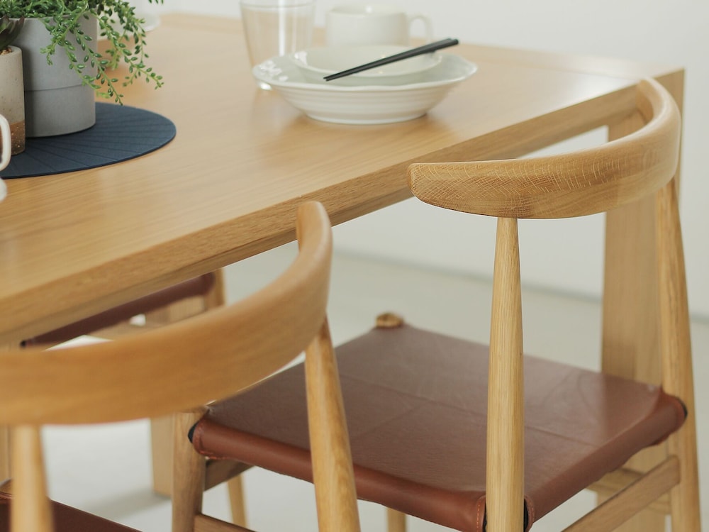 エクスクルーシブ スタジオ シティビュー (1001) 客室内のダイニングエリア5 | b hotel 広島平和大通り