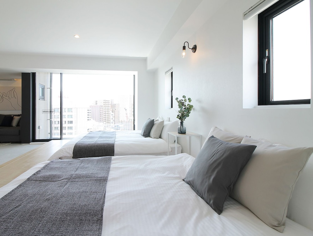 エクスクルーシブ スタジオ シティビュー (1001) 客室7 | b hotel 広島平和大通り