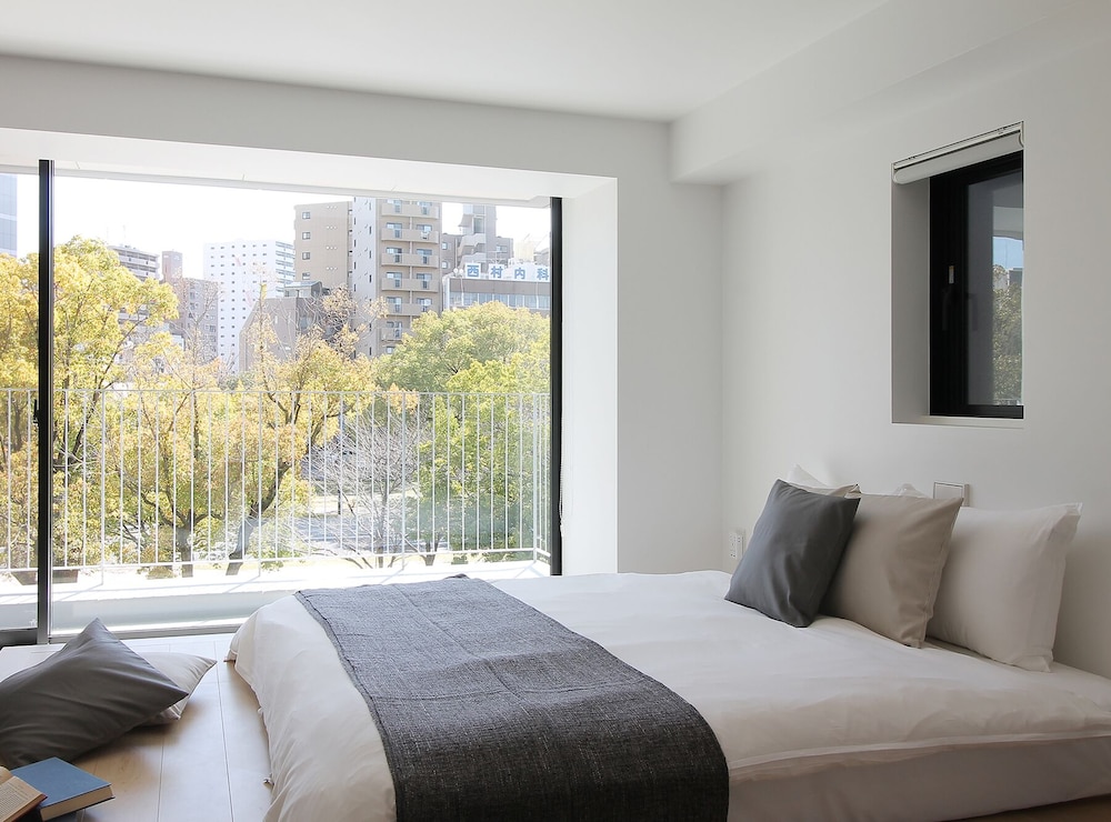 エリート スタジオ (302) 客室15 | b hotel 広島平和大通り