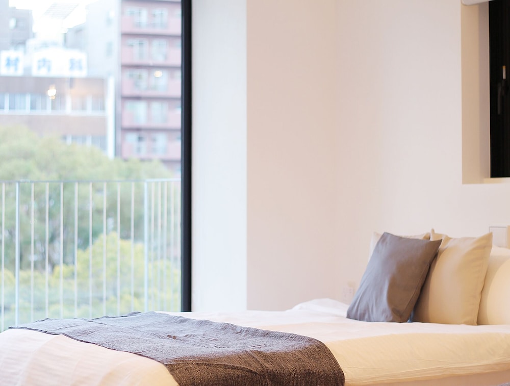 パノラミック スタジオ シティビュー (401) 客室1 | b hotel 広島平和大通り