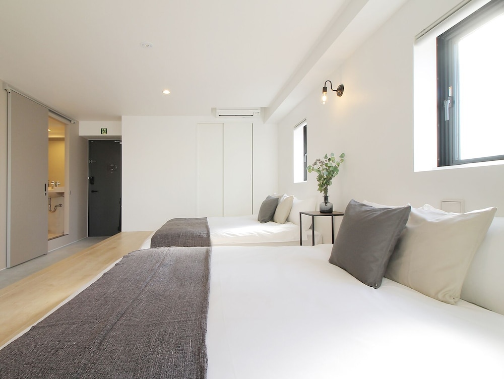 エクスクルーシブ スタジオ (802) 客室1 | b hotel 広島平和大通り