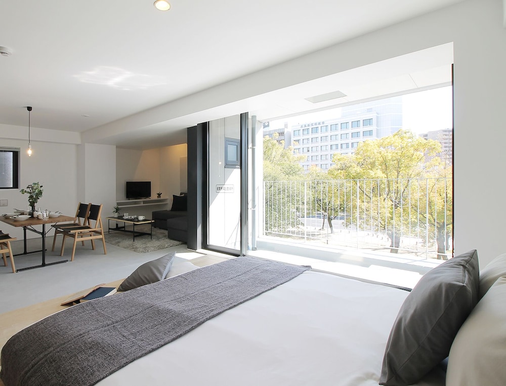 エリート スタジオ (302) 客室12 | b hotel 広島平和大通り