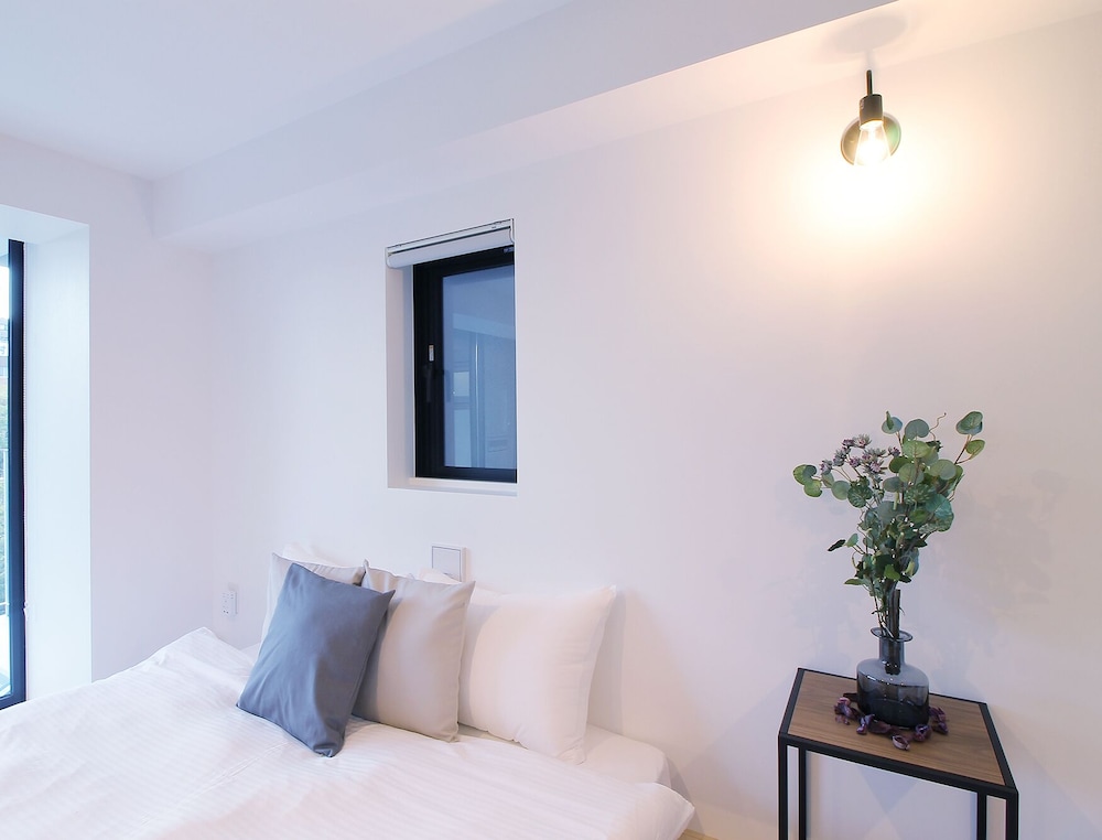 パノラミック スタジオ シティビュー (401) | b hotel 広島平和大通り