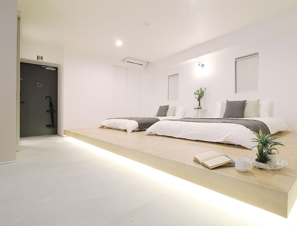 プレミアム スタジオ (202) 客室2 | b hotel 広島平和大通り