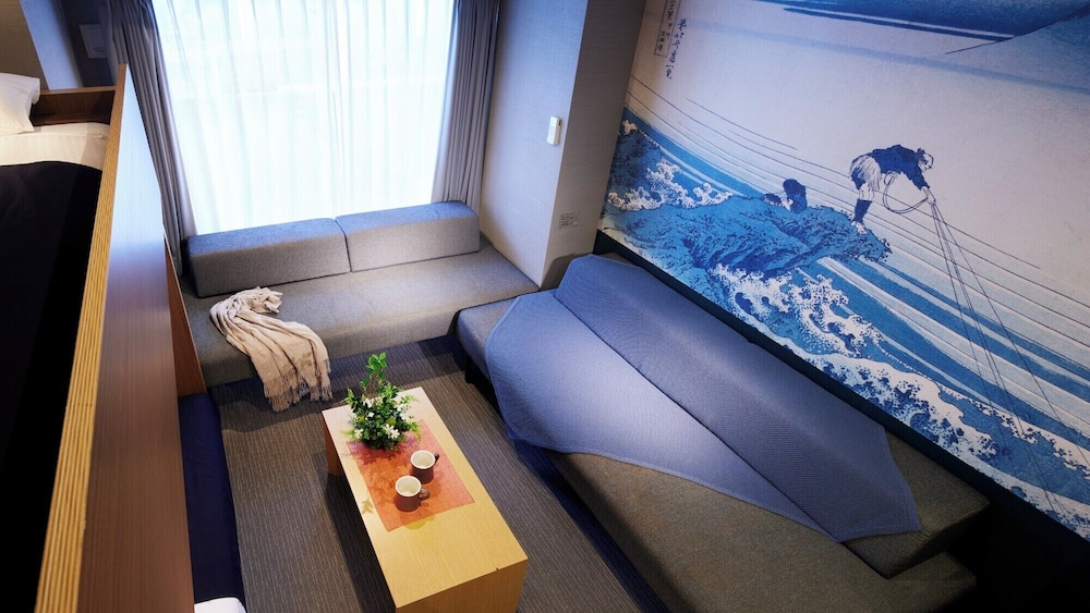 ファミリー スタジオ 客室1 | Minn 上野