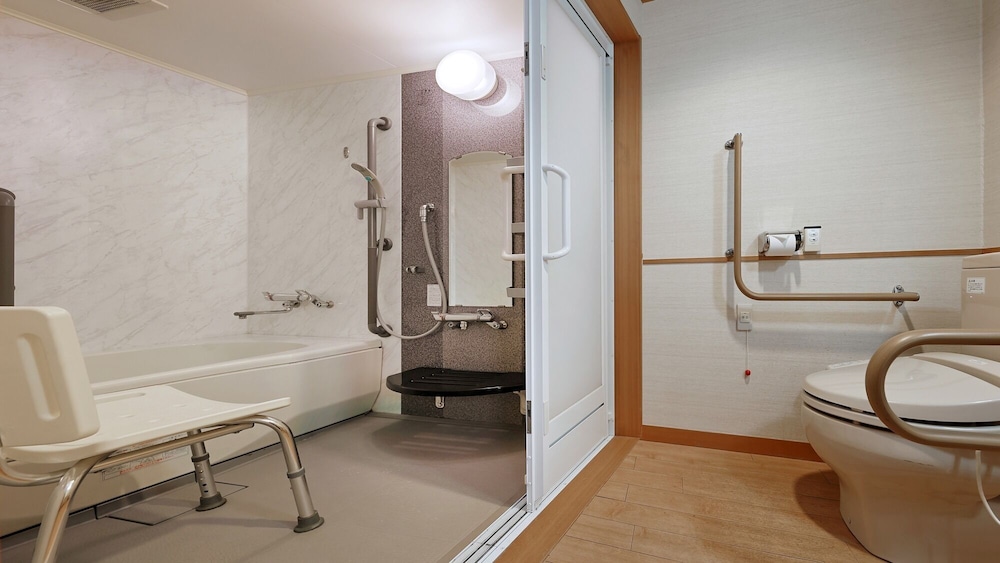 バリアフリー二間和洋室　禁煙 バスルーム0 | ホテルシンフォニーアネックス