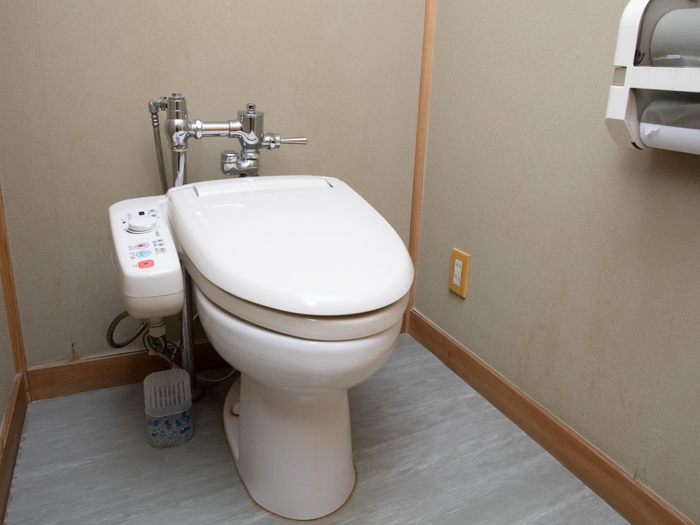 【禁煙】 二間続き和室&和ベットルーム/和室2〜8名様 バスルーム0 | Tabist こぼうしの湯 洗心亭 会津湯野上温泉