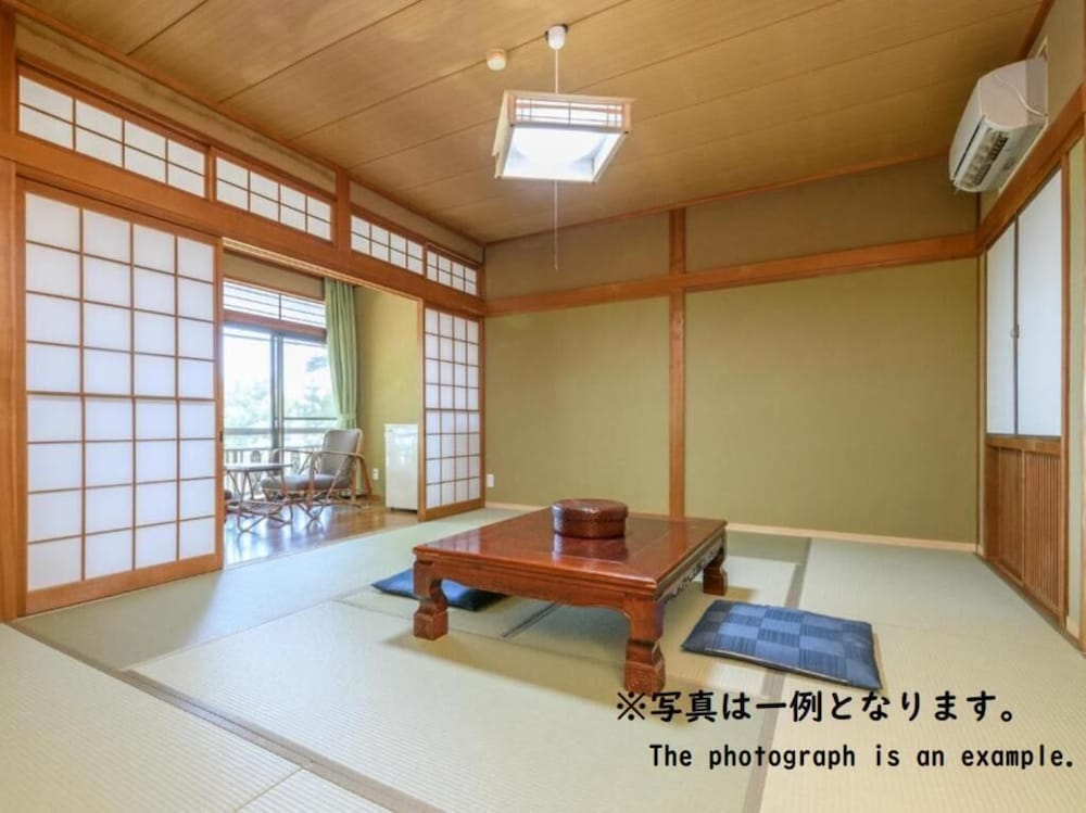 和室５人部屋　共用バスルーム 客室2 | Tabist 麻野館別館いろは 伊勢