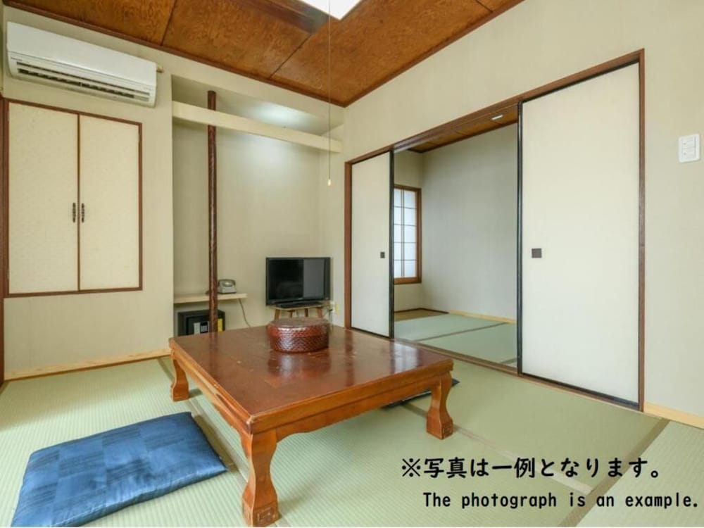 トリプル和室　共用バスルーム 客室1 | Tabist 麻野館別館いろは 伊勢