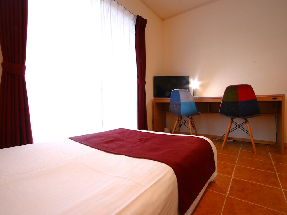 ツインルーム エキストラベッド付 客室6 | 遊び BASE やまばれーハウス