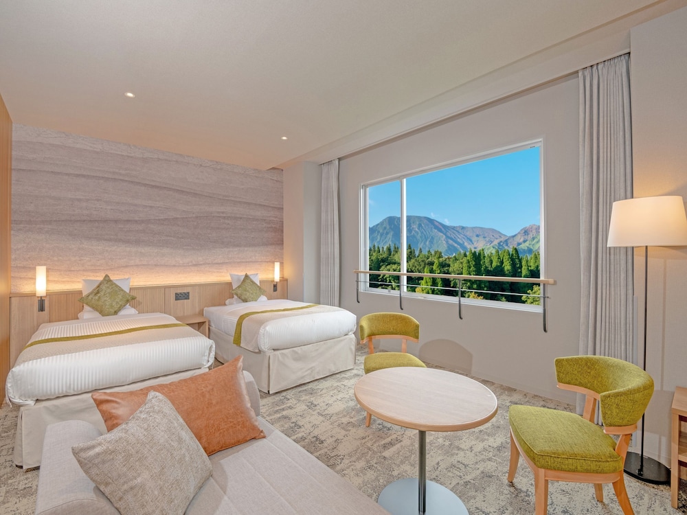 スーペリアルーム（バス付）禁煙 | 亀の井ホテル 阿蘇