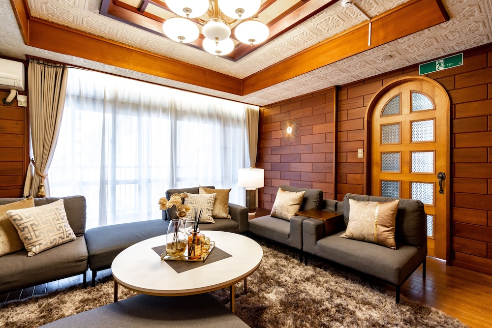 アパートメント 禁煙 (2F) 客室12 | Naha House