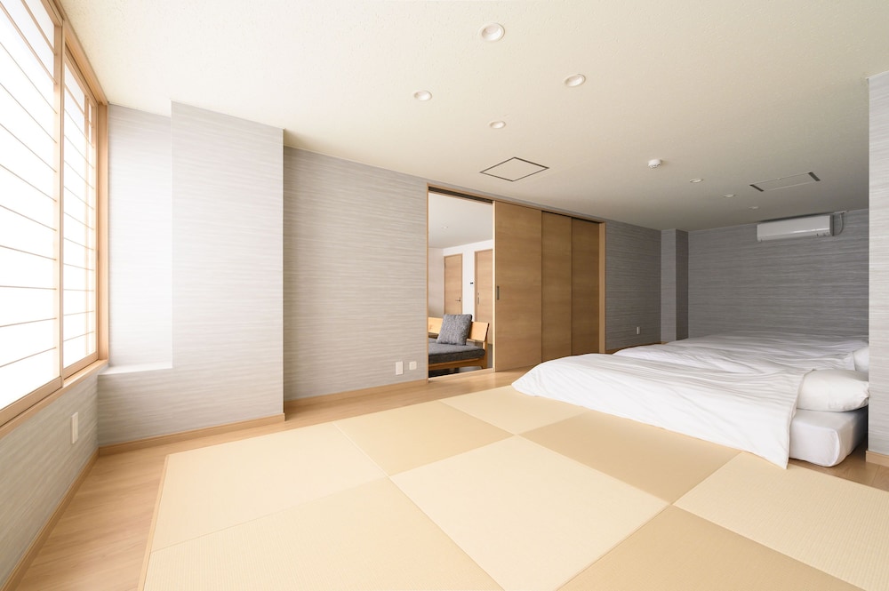 ルーム C 客室1 | BEYOND HOTEL Takayama 3rd