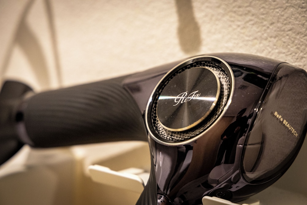 プレミアム・スイート キング 喫煙可（電子タバコのみ） バスルーム2 | デザインホテルブラックス