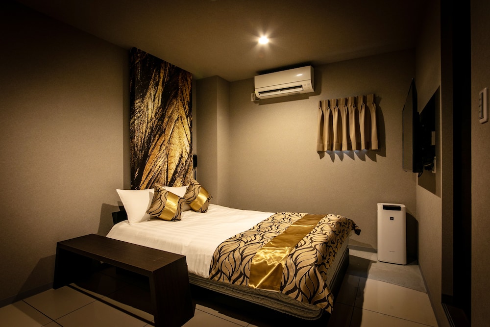 ブリス・スーペリア ダブル 喫煙可（電子タバコのみ） 客室2 | デザインホテルブラックス