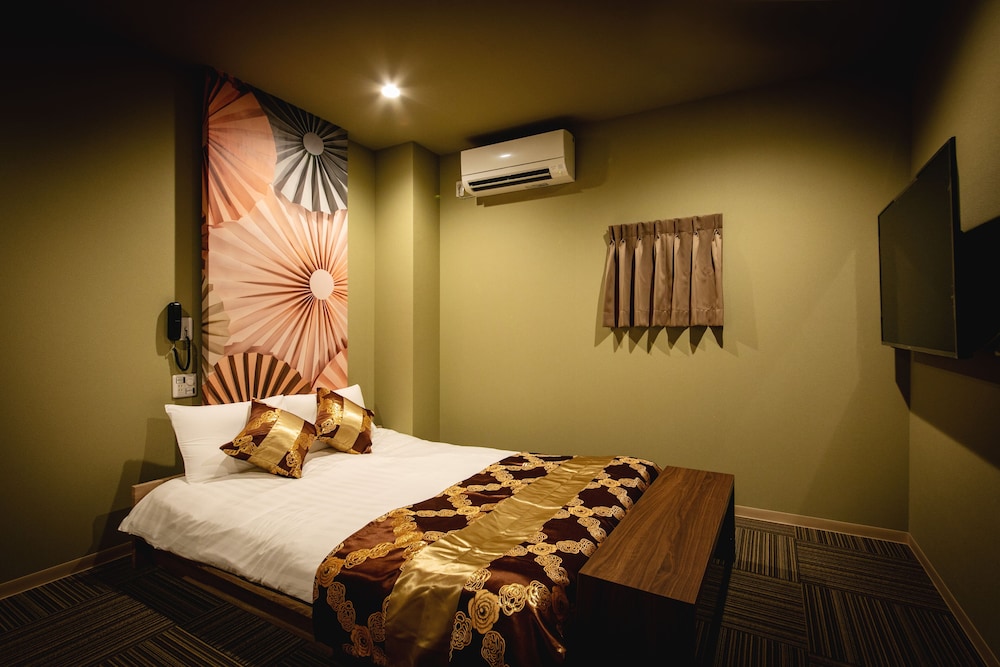 エイペックス・スーペリア ダブル 喫煙可（電子タバコのみ） | デザインホテルブラックス