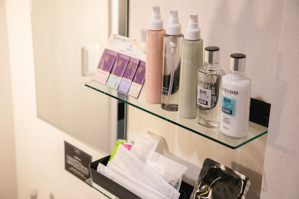 エンリッチ・スタンダード ダブル 喫煙可（電子タバコのみ） 客室の設備とサービス1 | デザインホテルブラックス