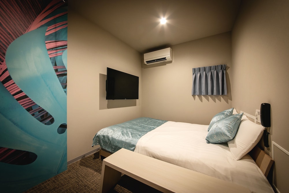 ブリス・スーペリア ダブル 喫煙可（電子タバコのみ） 客室1 | デザインホテルブラックス