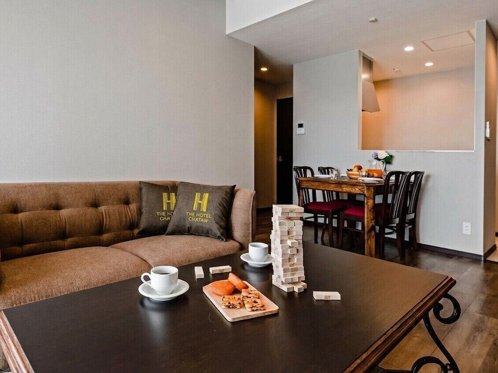 [上層階] ロイヤルスイートコンド 禁煙 客室1 | ザ・ホテル 北谷 by サンレストリゾート