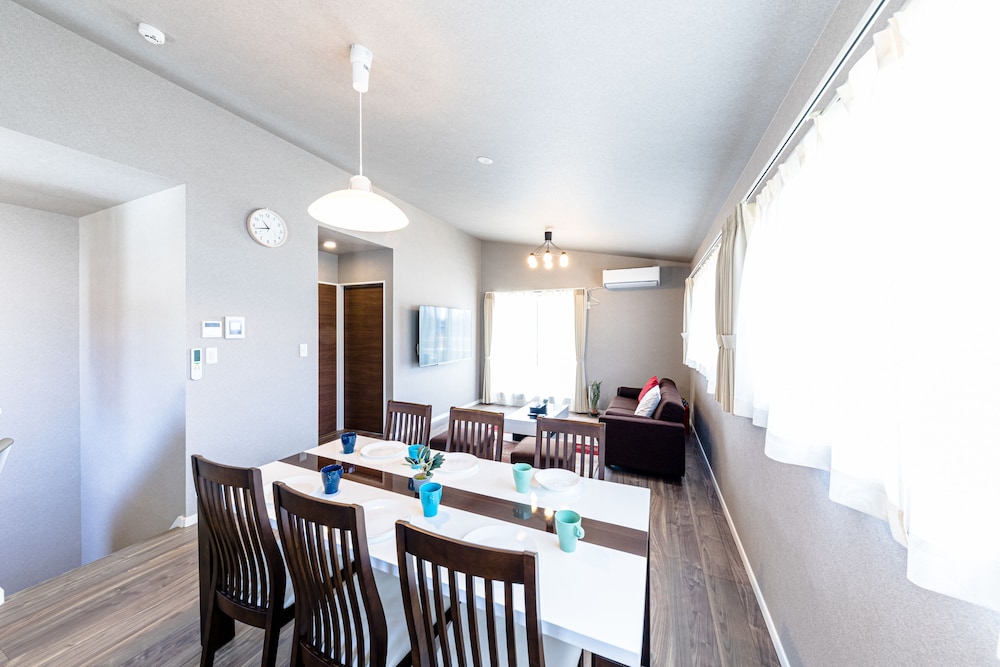 一棟貸し ダイニングルーム2 | ボンモマン A 棟