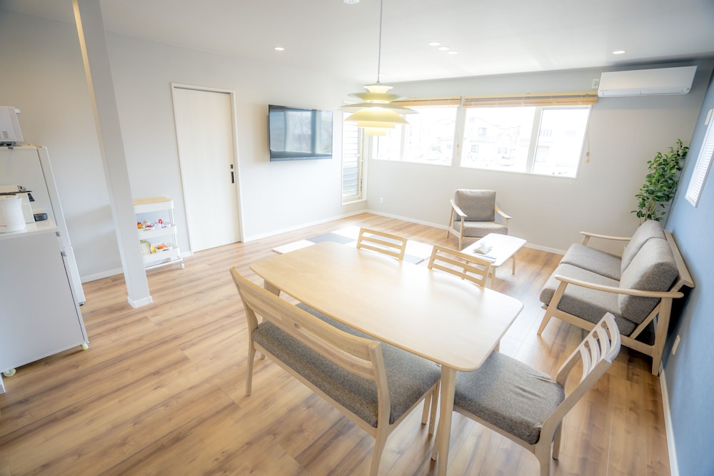 一棟貸し リビングルーム0 | フジクラス響