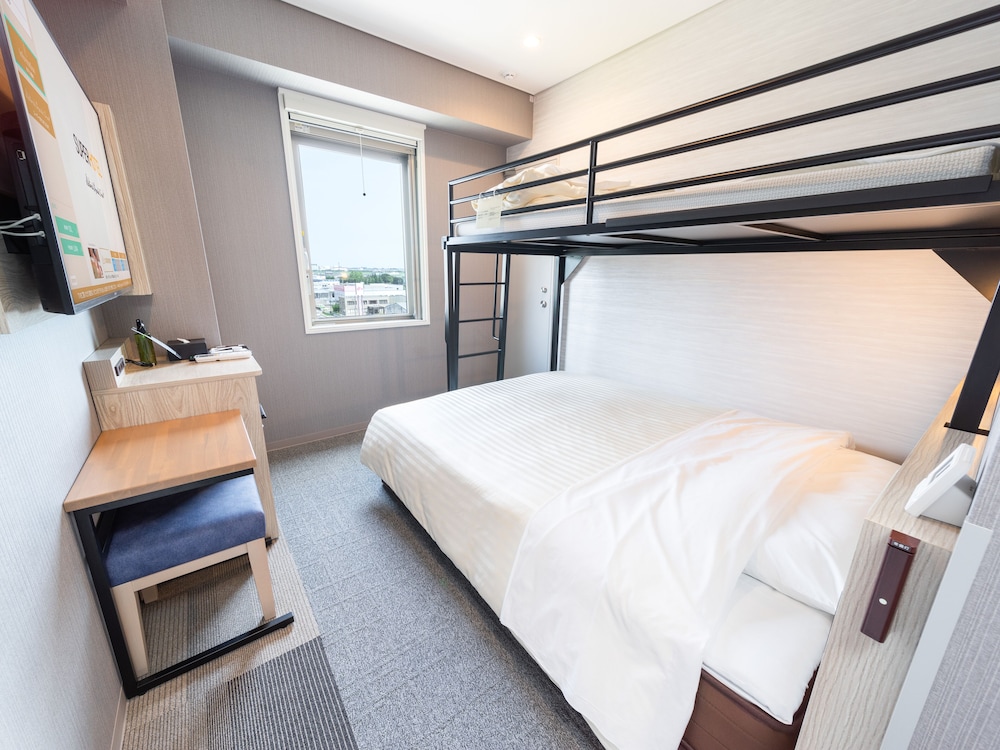 スーパールーム ロフト付き 禁煙 客室3 | スーパーホテル仙台空港インター