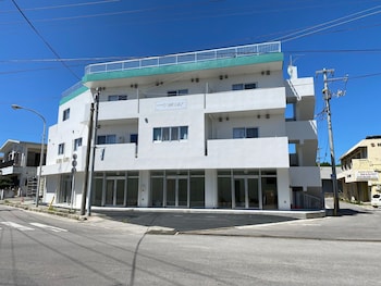Court MORE