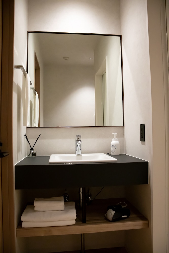 スーペリア ツインルーム バスルームのシンク0 | ホテルエスプレッソサウス