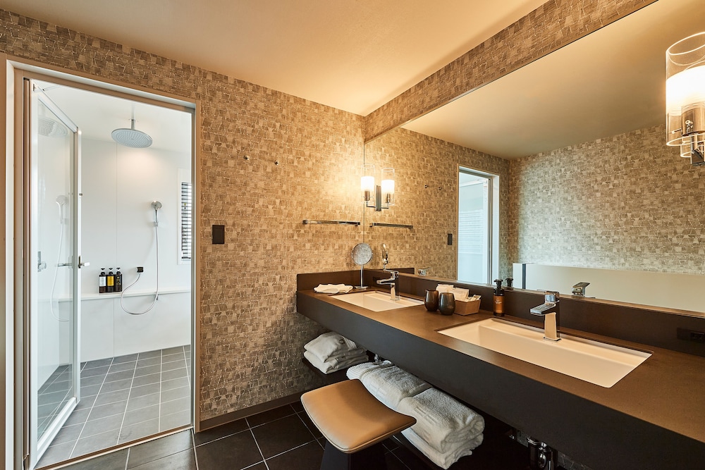 スイート ツインルーム 最上階 禁煙 プライベートテラス付 客室2 | ザ・ゲートホテル両国 by HULIC