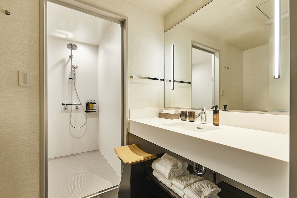 スーペリア キングルーム 喫煙 (電子たばこのみ可) コーナールーム バスルーム0 | ザ・ゲートホテル両国 by HULIC