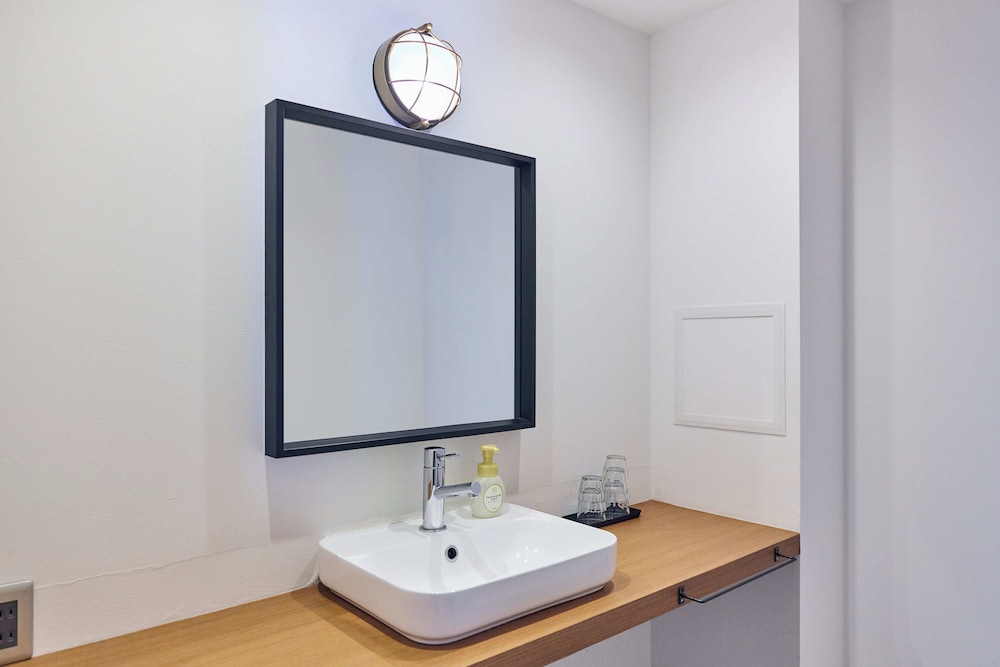 デラックス ツインルーム バスルーム2 | ホテルヴィンテージ東京神楽坂