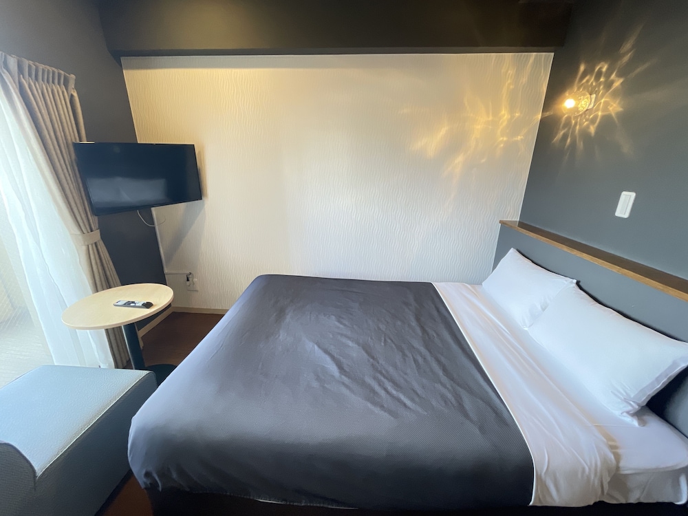 ダブルルーム 客室3 | BiBi Hotel コンベンションベイ