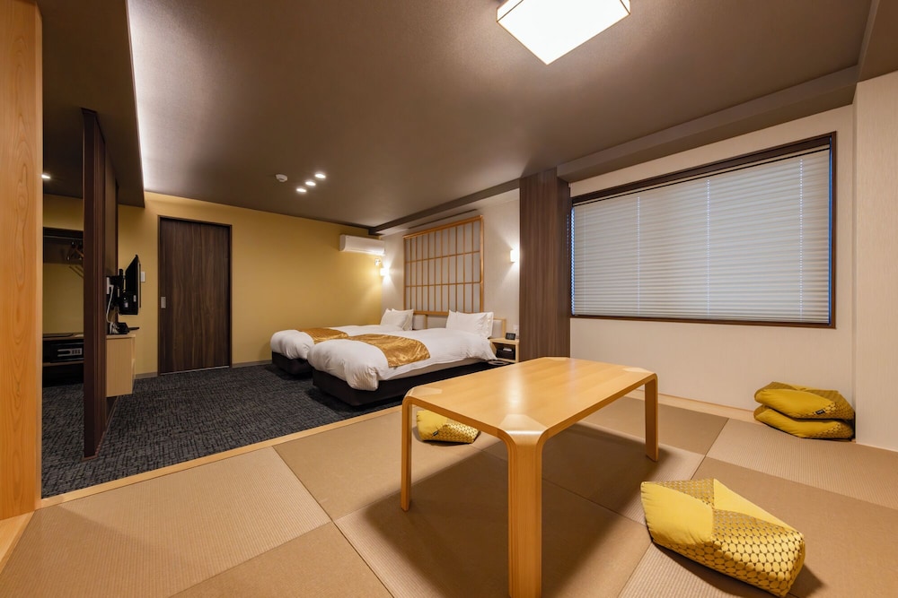 ファミリー ツインルーム (B) 客室18 | MADOKA Kyoto Station West
