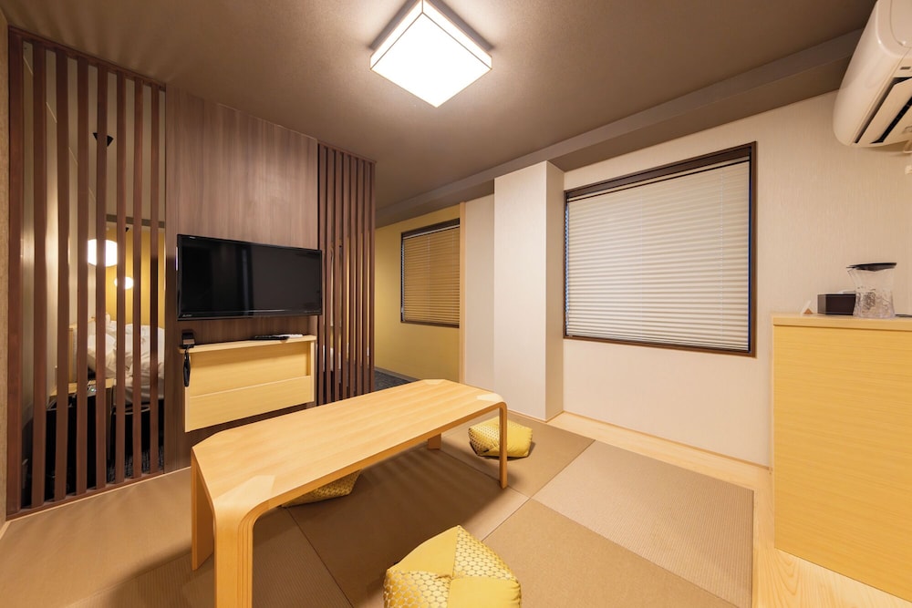 デラックス ツインルーム (A) 客室11 | MADOKA Kyoto Station West