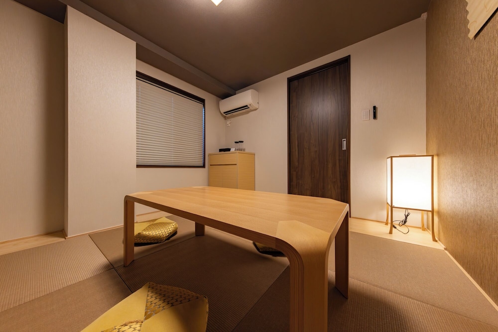 デラックス ツインルーム (A) 客室16 | MADOKA Kyoto Station West