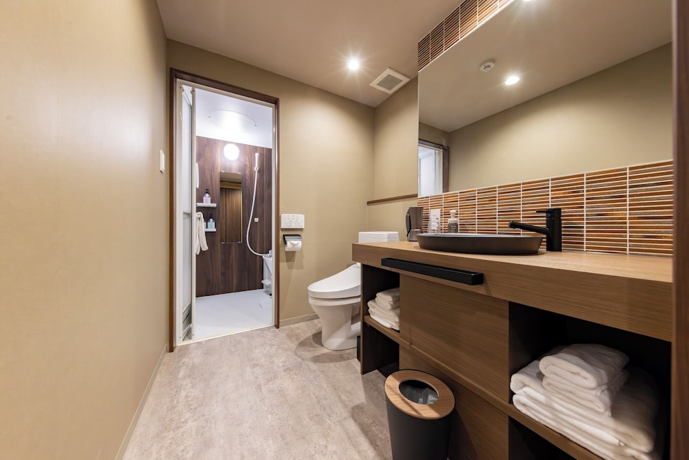 ダブルルーム バスルーム3 | MADOKA Kyoto Station West