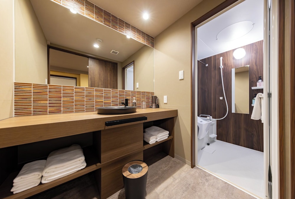 ハリウッドツインルーム バスルーム3 | MADOKA Kyoto Station West