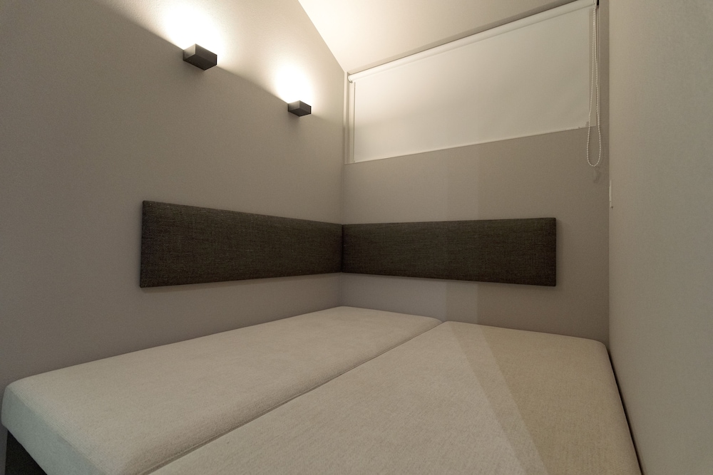 スーペリアルーム(2ベッドルーム)禁煙 客室1 | 石邸 富良野