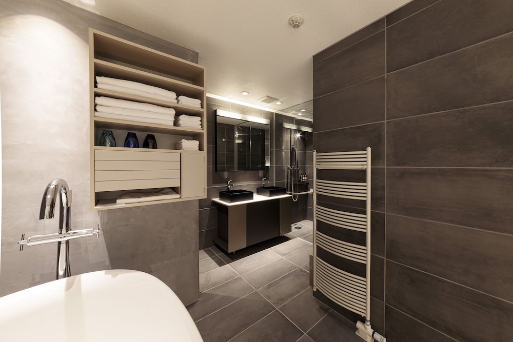 プレミアムルーム(1ベッドルーム)禁煙 バスルームの設備0 | 石邸 富良野