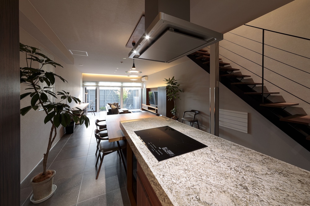 スプリームルーム (2ベッドルーム)禁煙 専用キッチン1 | 石邸 富良野